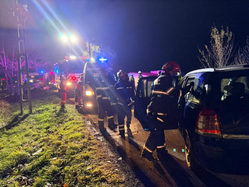Accident grav, cu 12 victime, în Mureș
