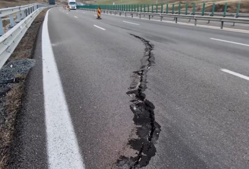 Probleme grave la autostrada de 1 miliard de euro. Constructorul austriac, vizat de o posibilă responsabilitate