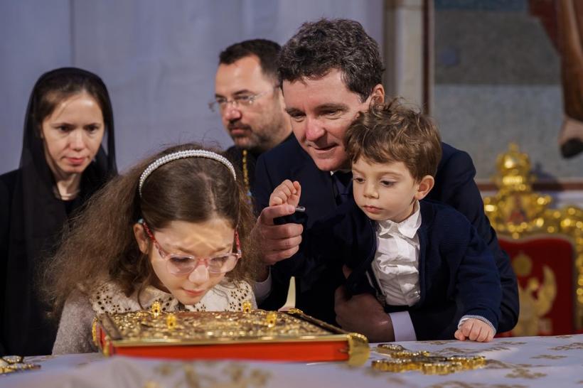 Aheea: Povestea numelui rar ales de Nicușor Dan pentru fiica sa