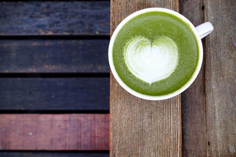 Matcha﻿ și sănătatea părului: Beneficiile unui antioxidant puternic