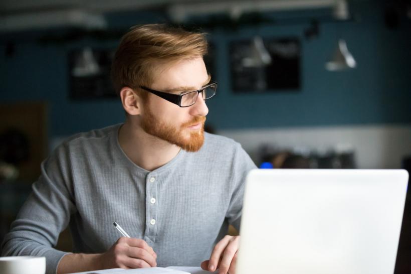 Radiografia antreprenoriatului românesc în 2025: Între provocări economice și nevoia de educație financiară