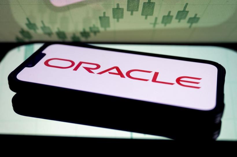 Val de disponibilizări la Oracle România: sute de angajați sunt dați afară 
