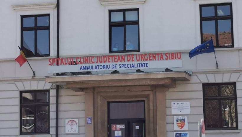 O asistentă de la Spitalul Județean de Urgență Sibiu a făcut infarct în timpul serviciului
