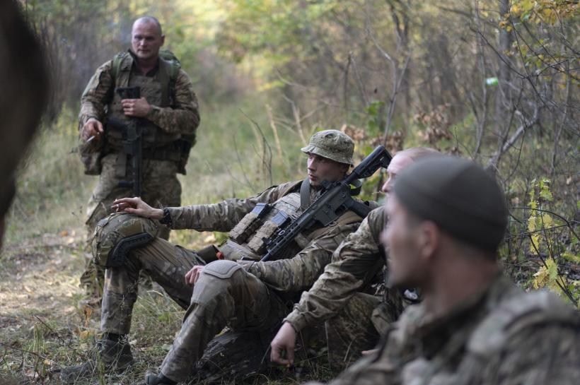 Comandant ucrainean, acuzat de neglijență după ce Rusia a atacat o ceremonie militară 18980023