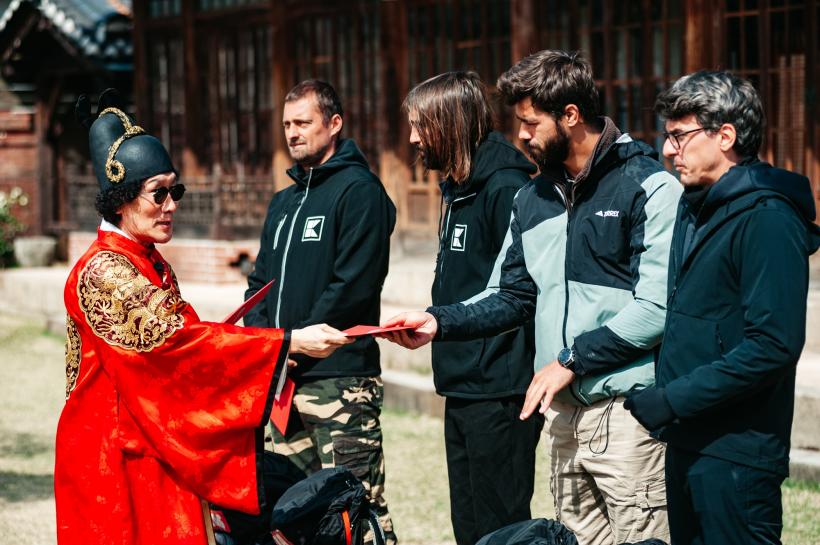 Astăzi, de la ora 20:00, începe etapa finală de pe Drumul Eroilor din Asia Express 18980059