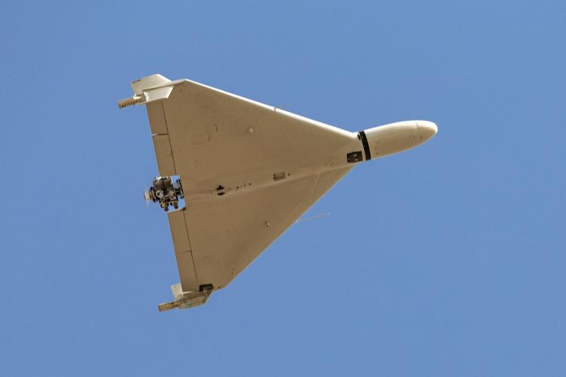 Drone deasupra centralei nucleare Doel din Belgia 18980191