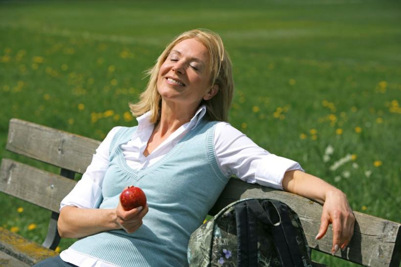 Cinci zodii dau lovitura financiară la final de noiembrie! Norocul le surâde în carieră și bani!