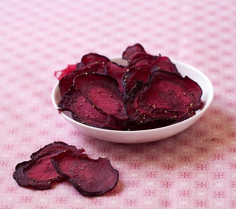 Burgeri de sfeclă roșie cu orez – rețeta sănătoasă și spectaculoasă care colorează toamna în farfurie