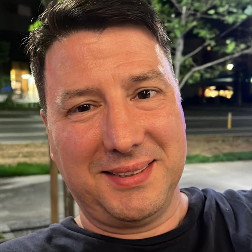 Senator, bănuit că a furat un rucsac dintr-un hotel: E o confuzie. Am crezut că este al unui coleg