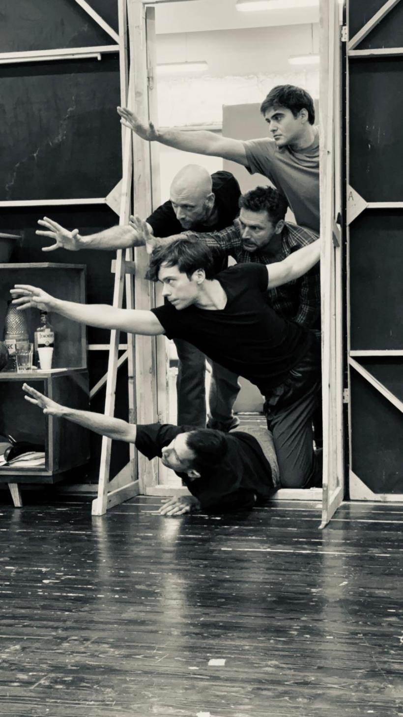 Celebrul regizor Yuri Kordonsky revine în România și montează Metamorfoza de Franz Kafka la Teatrul EXCELSIOR 18980871