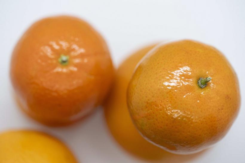 Nu mai arunca coaja de portocală! Medicii spun că e mai sănătoasă decât fructul în sine