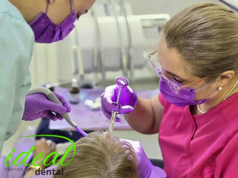 Ai pierdut un dinte? Află de ce specialiștii Ideal Dental recomandă să nu amâni înlocuirea lui