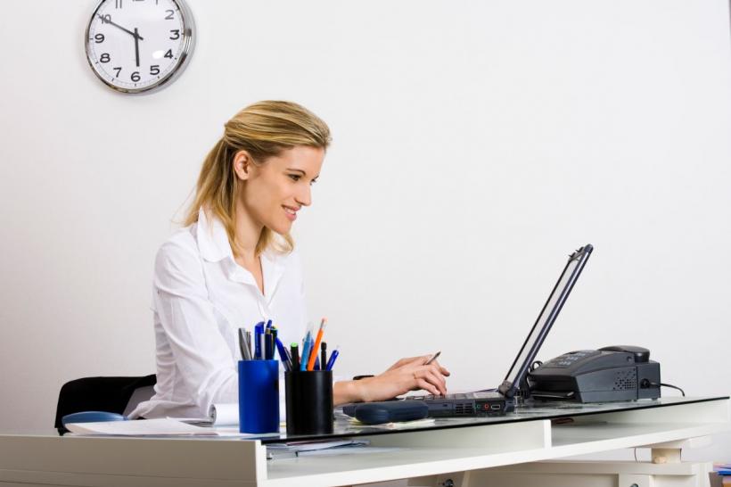 Limba română: Ce înseamnă cuvântul „amiabil”