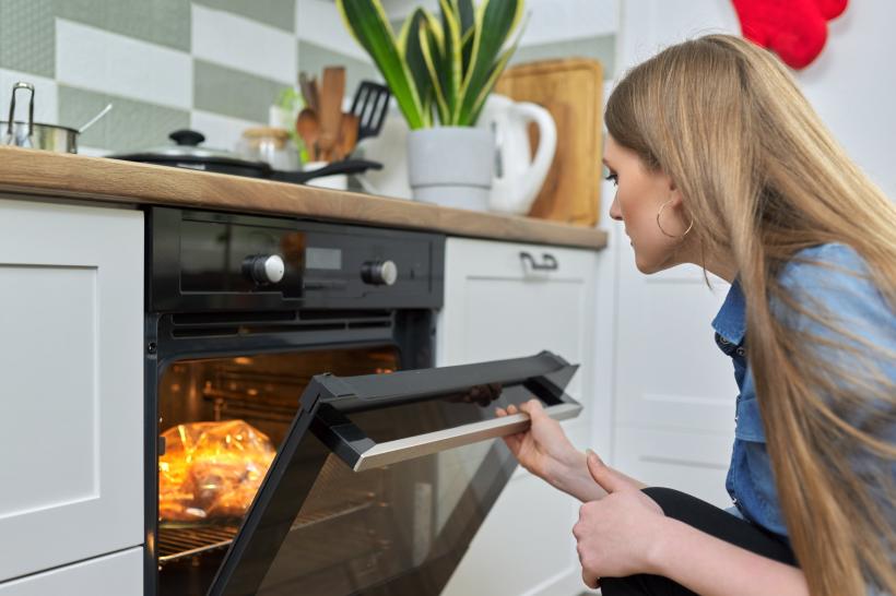 Cuptorul incorporabil care te ajută să gătești ca un chef: tehnologii moderne pentru preparate perfecte