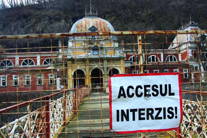 Istoria jafului de la Herculane, în 442 de pagini de rechizitoriu