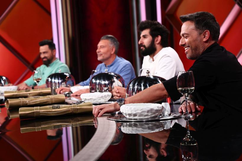 3 cuțite de aur pe masa juraților!  Moment spectaculos în ediția de diseară Chefi la cuțite, la Antena 1, de la 20:30 18981701