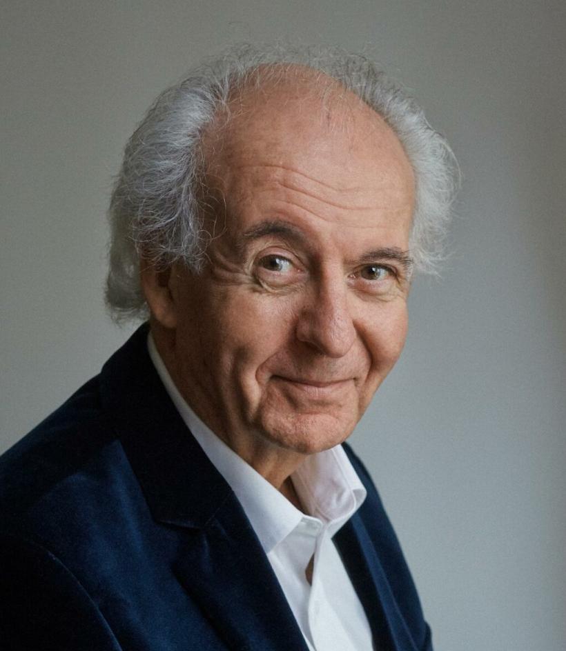 Dialog cu filosoful francez Roger-Pol Droit: „Greșeala Europei a fost să creadă că viziunea ei asupra păcii era valabilă pentru toată planeta” 18981739