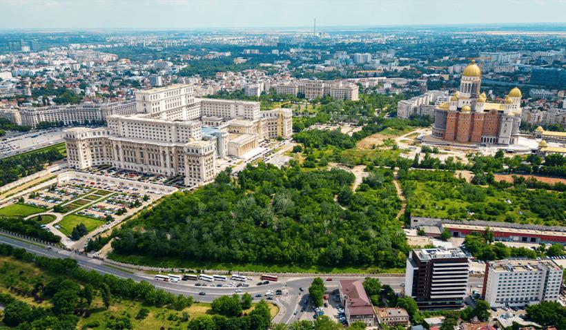 Închirieri auto în România: cum s-a schimbat fenomenul „rent a car” în aeroporturi și orașele mari