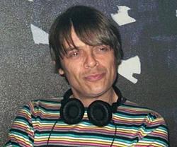 A murit Gary „Mani” Mounfield, basistul trupelor Stone Roses și Primal Scream