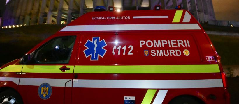 Microbuz cu 18 pasageri din Republica Moldova, cuprins de flăcări pe DN 11A. Trafic restricționat în județul Bacău