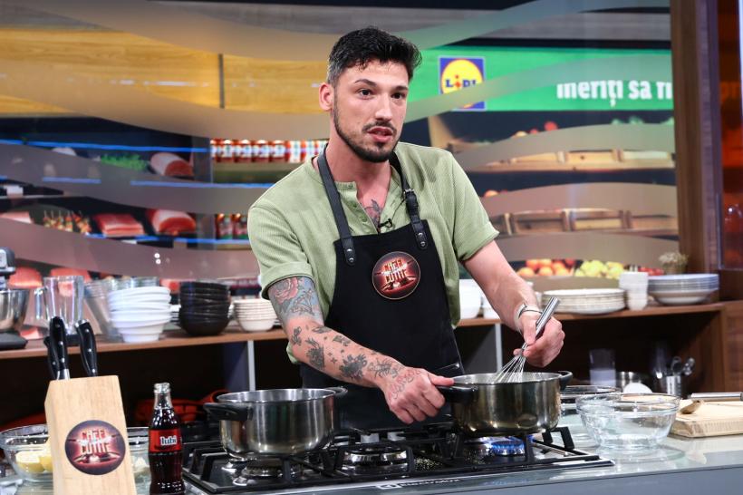 Momente încordate la amuleta de diseară și lacrimi de emoții în ringul audițiilor ​​​​​​​Chefi la cuțite. Chef Sautner: „Este incredibil ce ne aduc audițiile acestui sezon!” 18982300