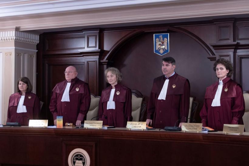 CCR declară neconstituțională legea privind plata pensiilor private. ICCJ și AUR au câștigat sesizările