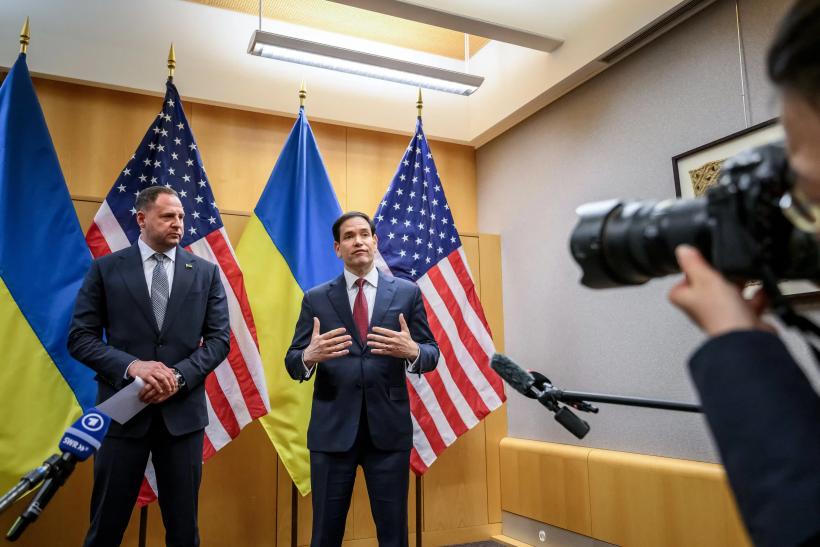 Europa propune Rusiei revenirea în G8, în schimbul unui acord de pace. Optimism la Casa Albă, tăcere la Kremlin 