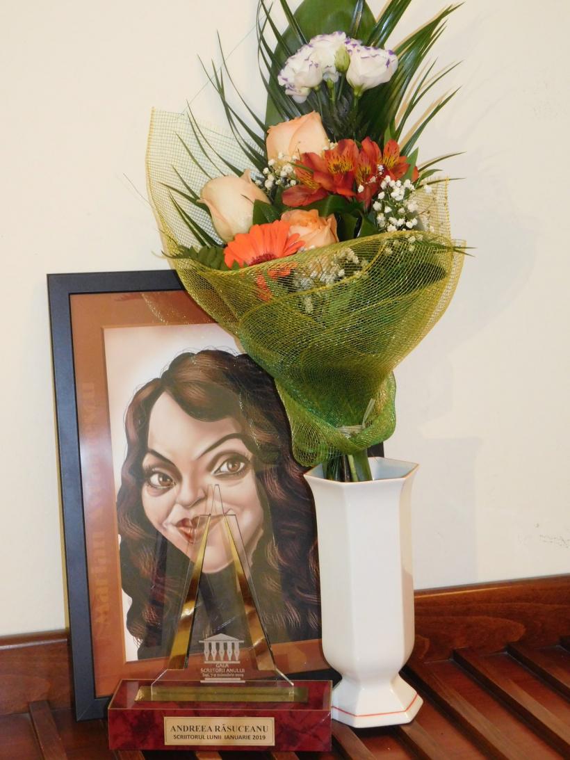 Andreea Răsuceanu: „Există în noi o permanentă frică de moarte, de necunoscut, de dispariție” 18982667