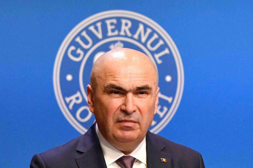 Ce „Fănei” are de ascuns Bolojan? Premierul sfidează strategia anticorupție