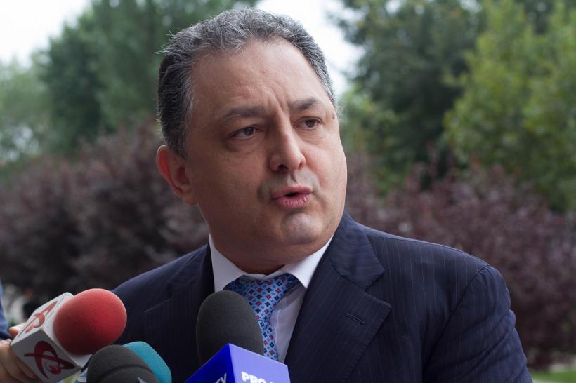 ANAF execută silit bunurile lui Vanghelie. Sumă uriașă de plată