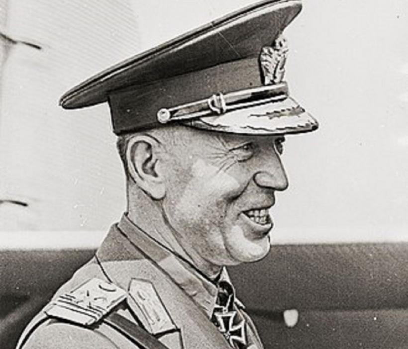 Troiţa din Tâncăbeşti, unde era comemorat liderul legionar Corneliu Zelea Codreanu, distrusă