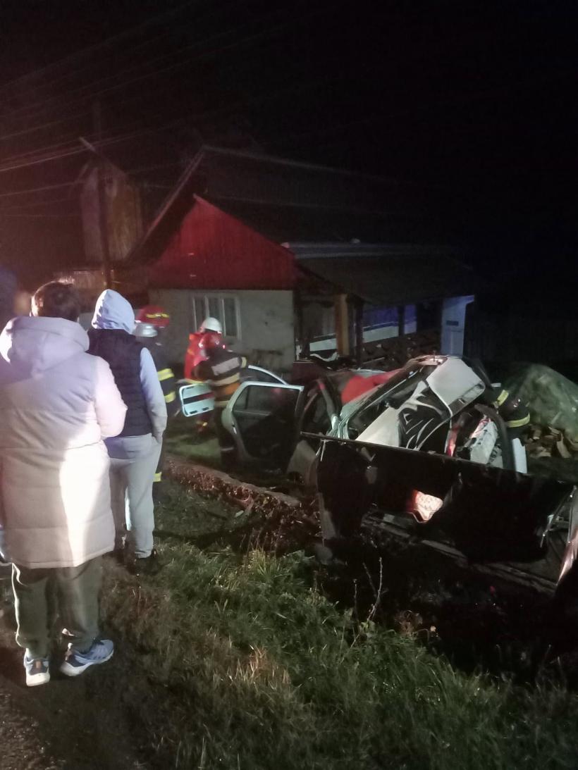 Accident mortal &icirc;n Suceava, la Molid: un b&#259;rbat a decedat, altul a ajuns la spital