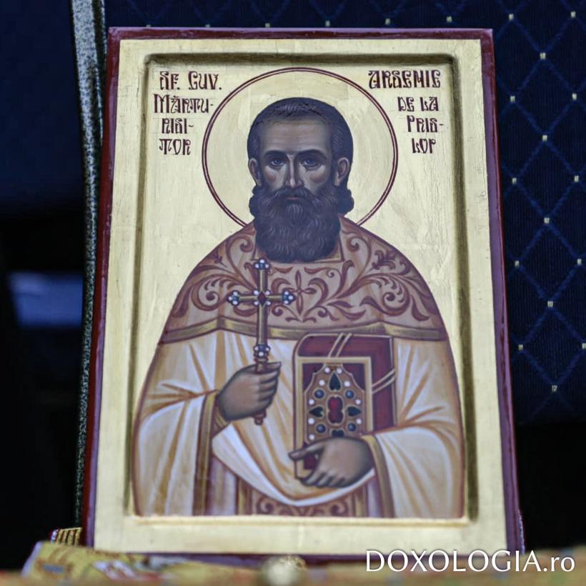 Canonizarea lui Arsenie Boca: Zeci de pelerini au leșinat la Mănăstirea Prislop 18983298