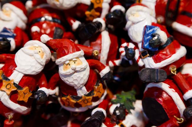 Muzeul Satului: Târgul de Sfântul Andrei, de vineri până luni; produse tradiţionale, costume militare de la 1918