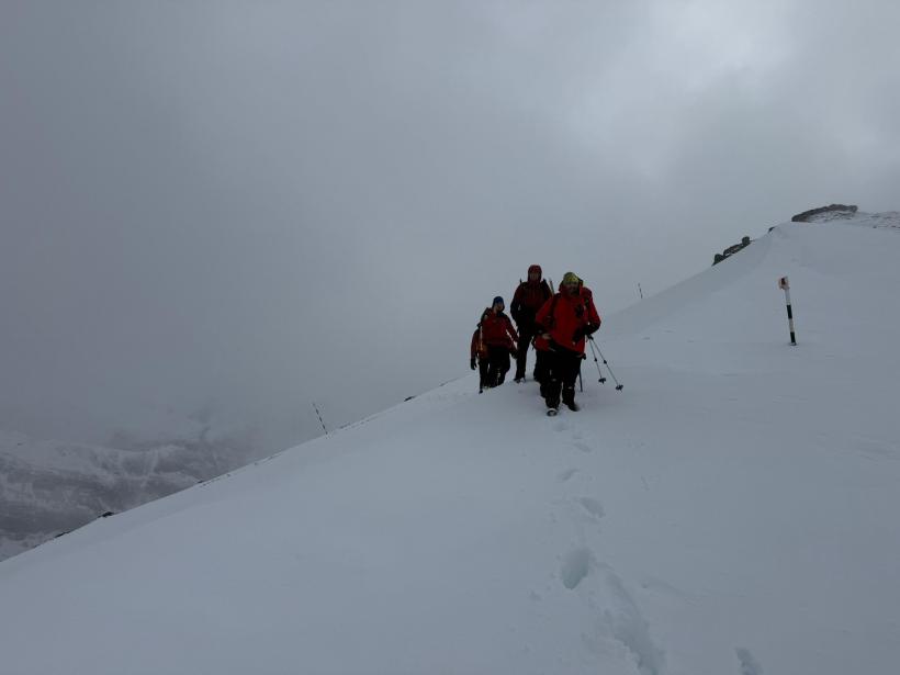 Daily Mail: Adolescent britanic dispărut în Bucegi după un apel disperat la 112. Cursă contracronometru  18983634