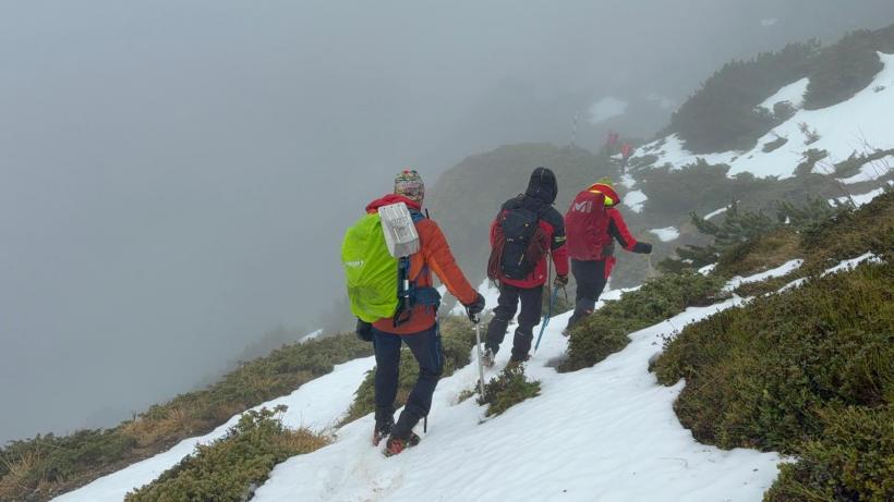 Daily Mail: Adolescent britanic dispărut în Bucegi după un apel disperat la 112. Cursă contracronometru  18983639