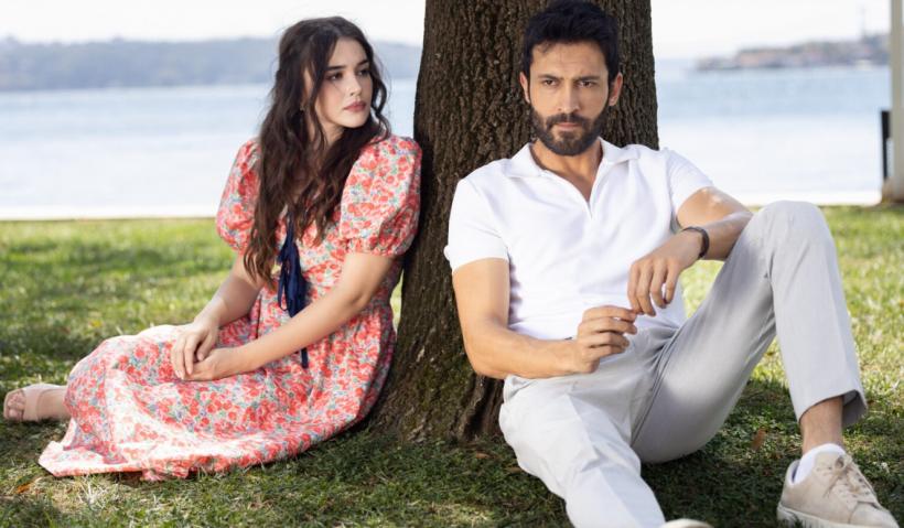 Noul serial turcesc Cealaltă soție, povestea unei iubiri răvășitoare, marcate de săvârșirea unei crime și vrajba dintr-o puternică familie, de azi, la Happy Channel 18983497