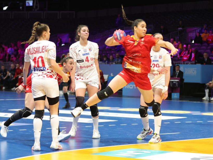 România întâlnește Danemarca, în primul test major de la Mondialul de handbal feminin