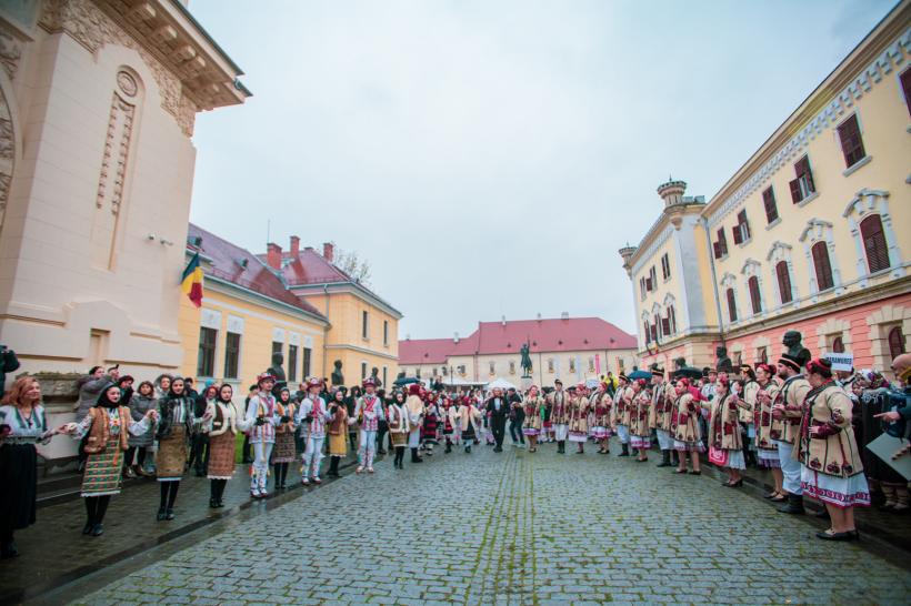 Ziua Națională a României 2025: Ceremonii militare și religioase la Alba Iulia și București