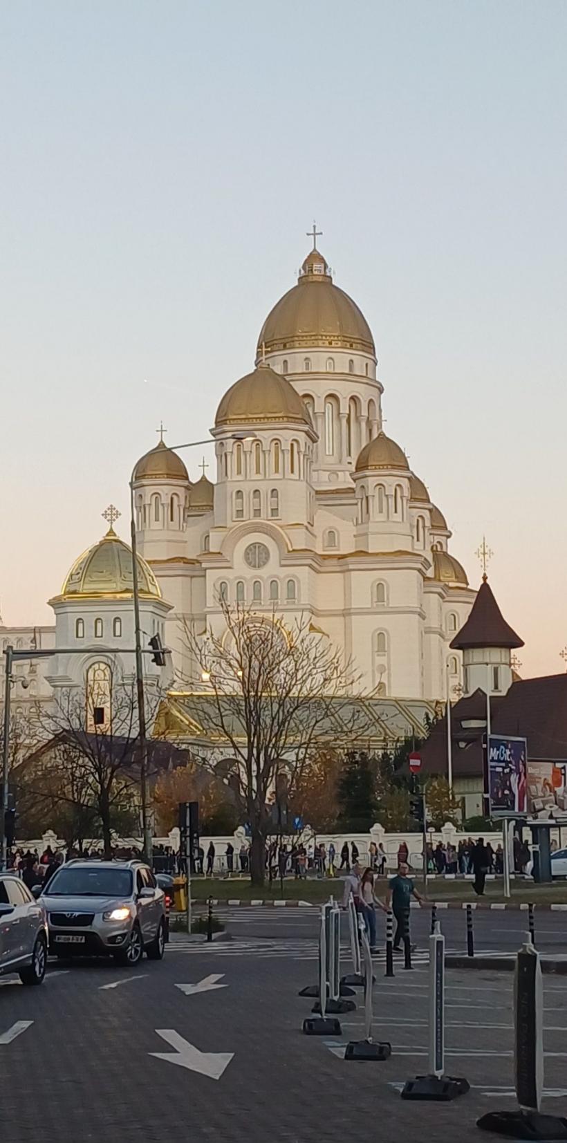 Avertisment: „Ar trebui să luăm aminte la instrumentalizarea Bisericii în scopuri politice sau chiar militare!” 18983556