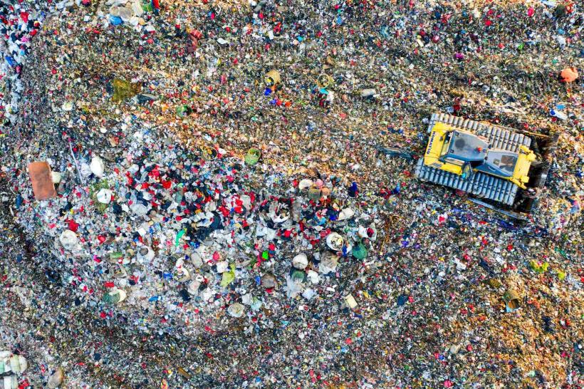 Colectarea separată și reciclarea deșeurilor avansează lent în România