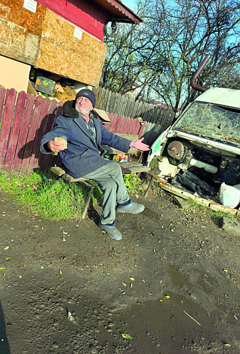 REPORTAJ - Ziua Națională, în cimitirele uitate ale eroilor: „Cin` să vină pe la soldați?” Mormintele de la Valea Plopilor 18983602