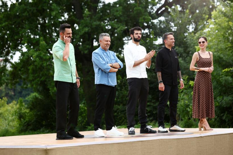 Chef Orlando Zaharia a câștigat ieri ultima bombă a sezonului. Bootcamp cu surprize, diseară, la Chefi la cuțite. Jurații își formează echipele! 18983933