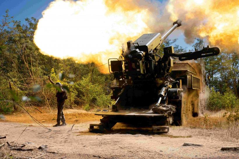 Top 100 făuritori de arme: Cursa înarmării aduce 679 miliarde de dolari marilor complexuri militar-industriale