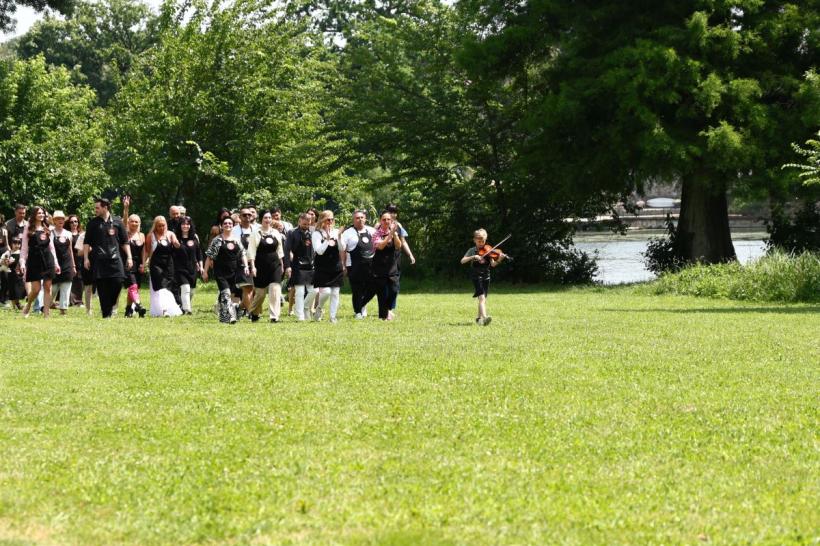 Chefi la cuțite, lider de audiență. Emoții uriașe în bootcamp-ul de ieri seară: Chefii și-au format echipele cu care intră în primul battle duminica aceasta 18984132