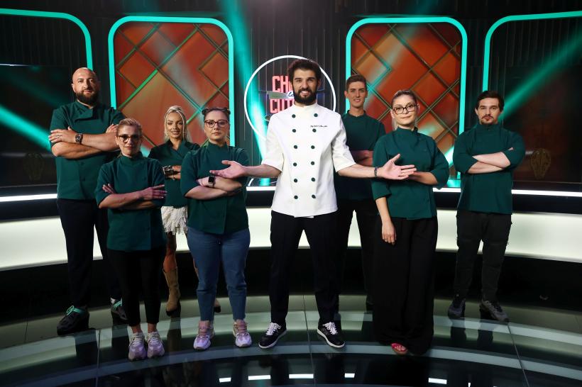 Chefi la cuțite, lider de audiență. Emoții uriașe în bootcamp-ul de ieri seară: Chefii și-au format echipele cu care intră în primul battle duminica aceasta 18984135