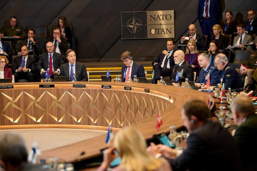 Europa îl acuză pe Putin că mimează interesul pentru pace. Aliații cresc sprijinul pentru Ucraina 18983990