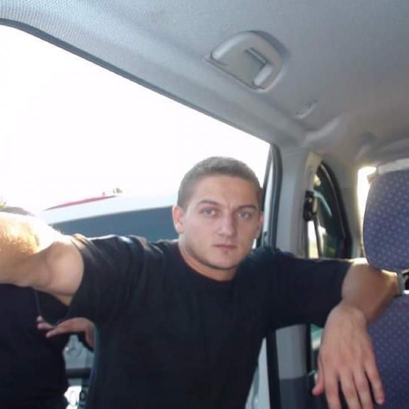 Moș Nicolae a ajuns la polițistul care a supraviețuit miraculos după ce a fost tăiat cu sabia