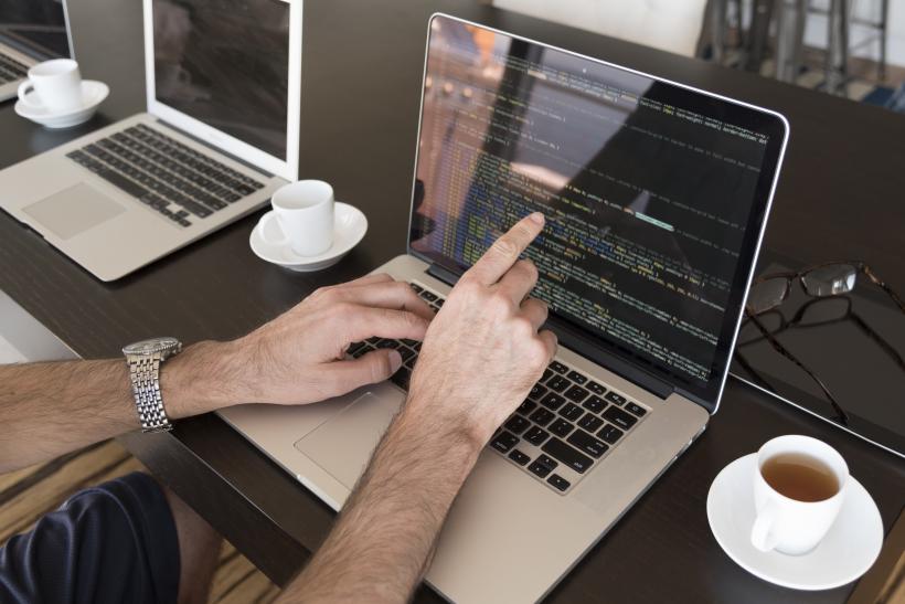 Creare magazin online pret 2026: ce trebuie sa stii daca vrei un magazin online la cheie