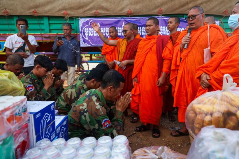 Tensiuni între Cambodgia și Thailanda Un templu vechi de circa 1000 de ani a fost distrus